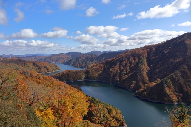 六十里越・田子倉湖 国道252号