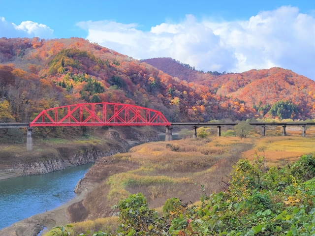 錦秋湖 国道107号