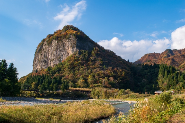 八木ヶ鼻・笠堀 国道289号